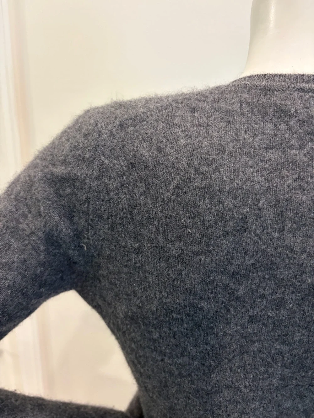 CHARTER CLUB 100% Cashmere Dark Gray V-Neck Sweater